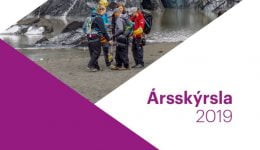 Mynd-af-forsíðu-ársskýrslu-724x1024